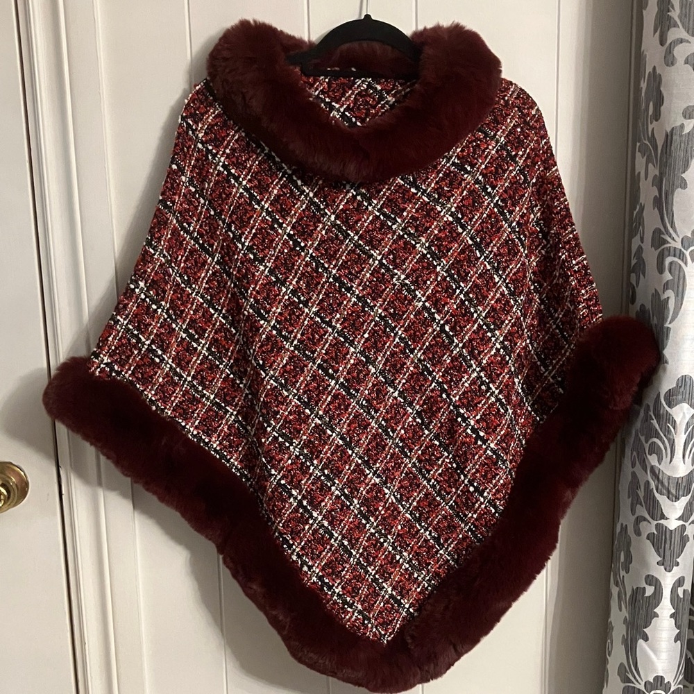 Elegant Burgundy Plaid Women's Cape